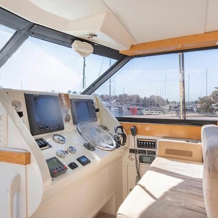 Barco Americano Sotogrande Torreguadiaro Εξωτερικό φωτογραφία